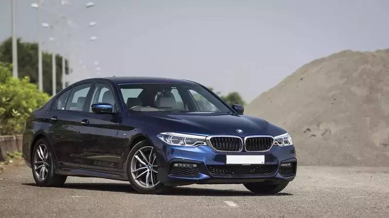 Super Luxury Car Rental