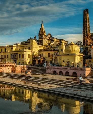 Meera Tours & Travels