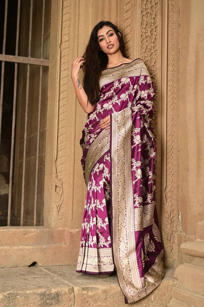 𝗞𝗵𝗶𝘇𝗮𝗿 𝗦𝗶𝗹𝗸 𝗘𝘀𝘁𝗮𝘁𝗲 -Banarasi Saree Manufacturer