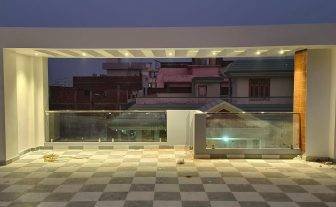 Mahadev Aluminium And Furniture Works