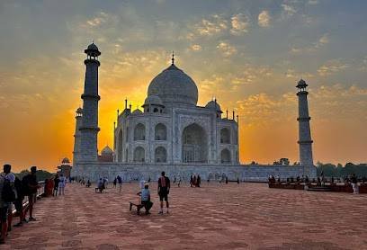 Radhe Tour and Travels in india