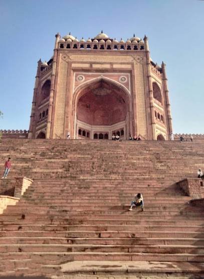 Fatehpur Sikri |Tourist Guide Service