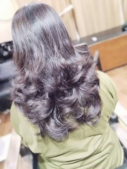 Vanshika Makeup Studio