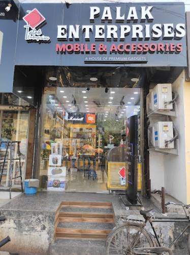Palak Enterprises | Best mobile Accessories Shop in Varanasi |